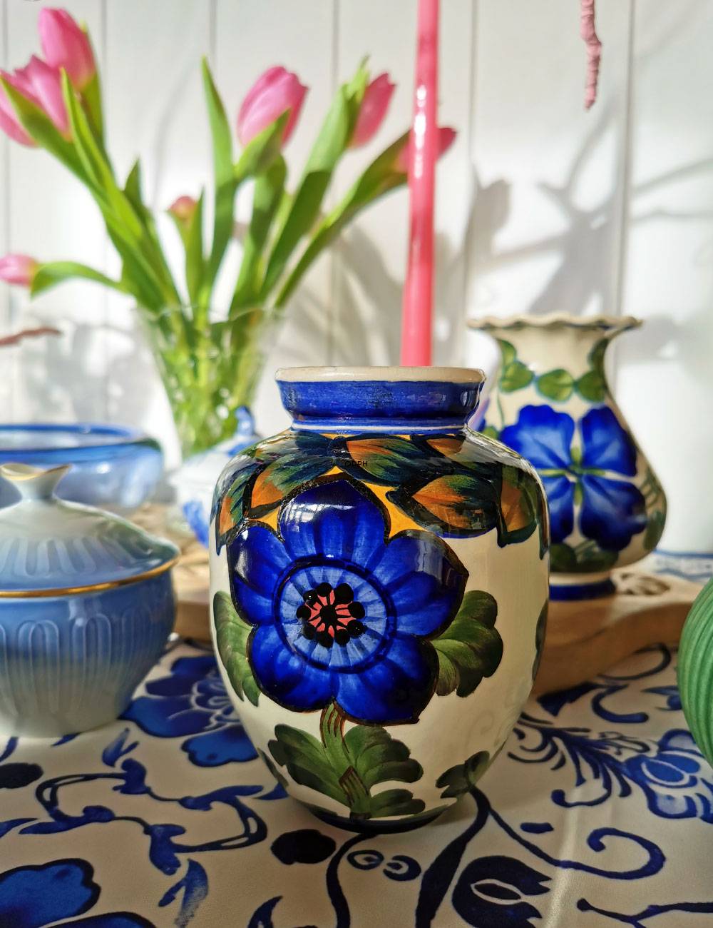 Aluminia vase blomstermotiv nr. 546-345