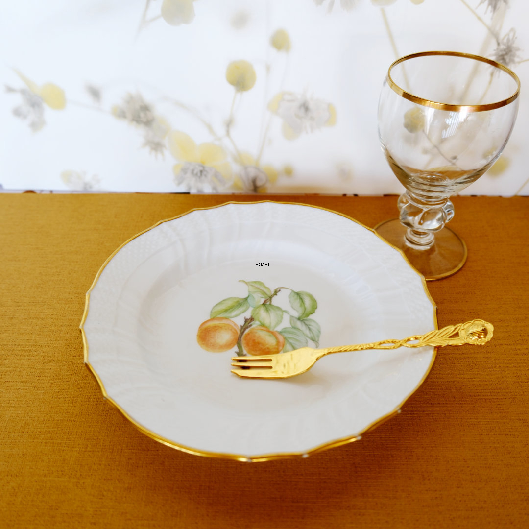 Royal Copenhagen tallerkensæt, 9 tallerkener med forskellige motiver