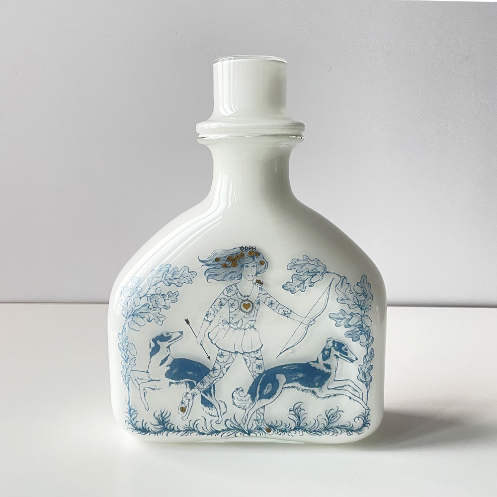 Holmegaard Karaffel, i serien Blue Magic, opal hvid med blå dekoration