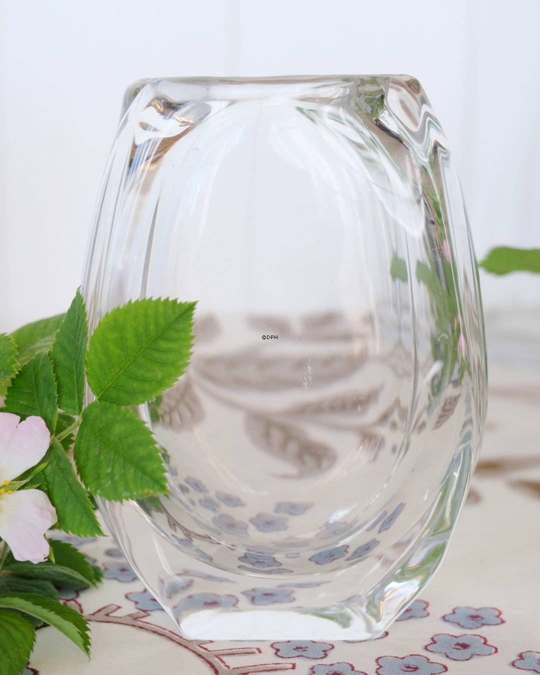 Kantet glas vase