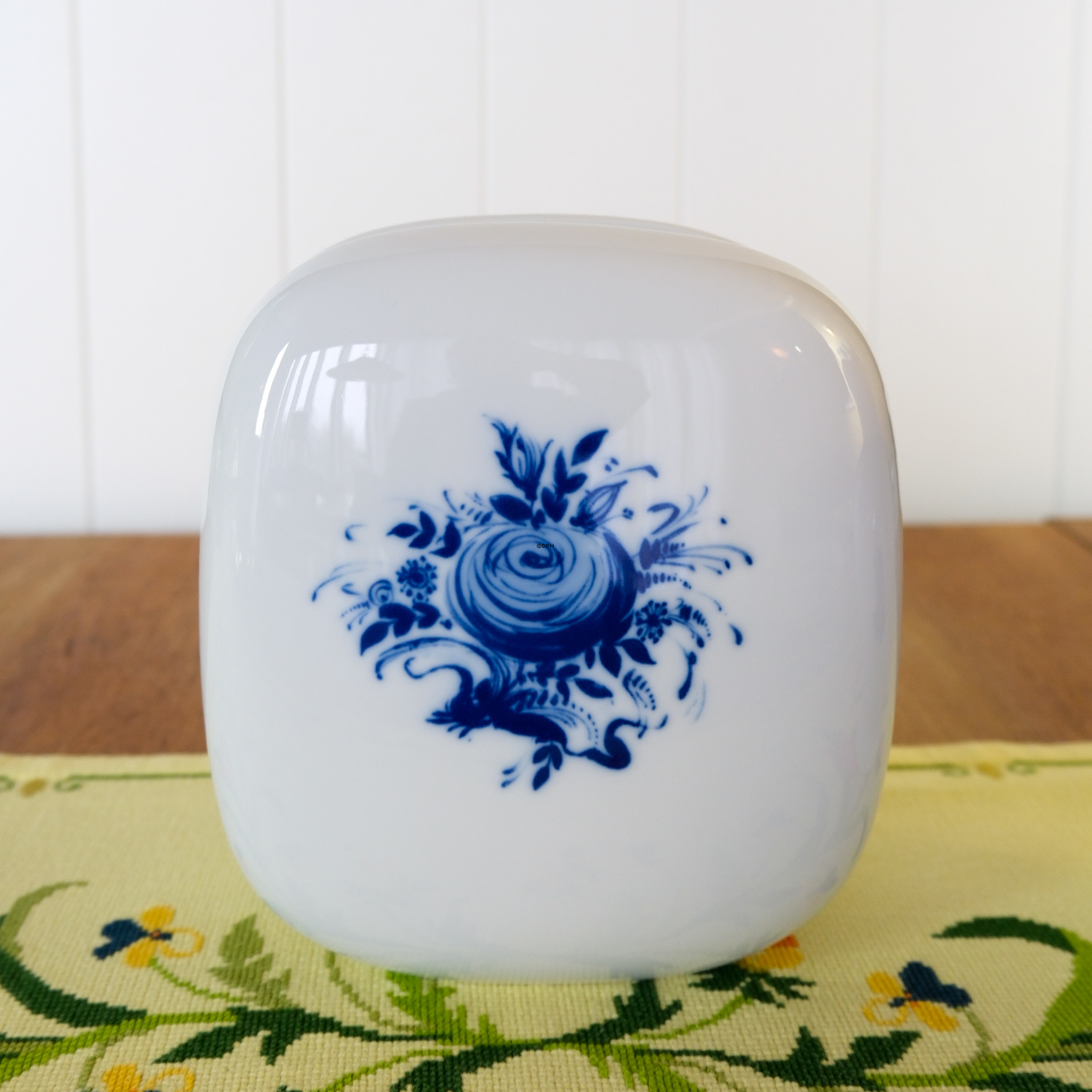 Rosenthal vase nr. 3551/22, blå blomst