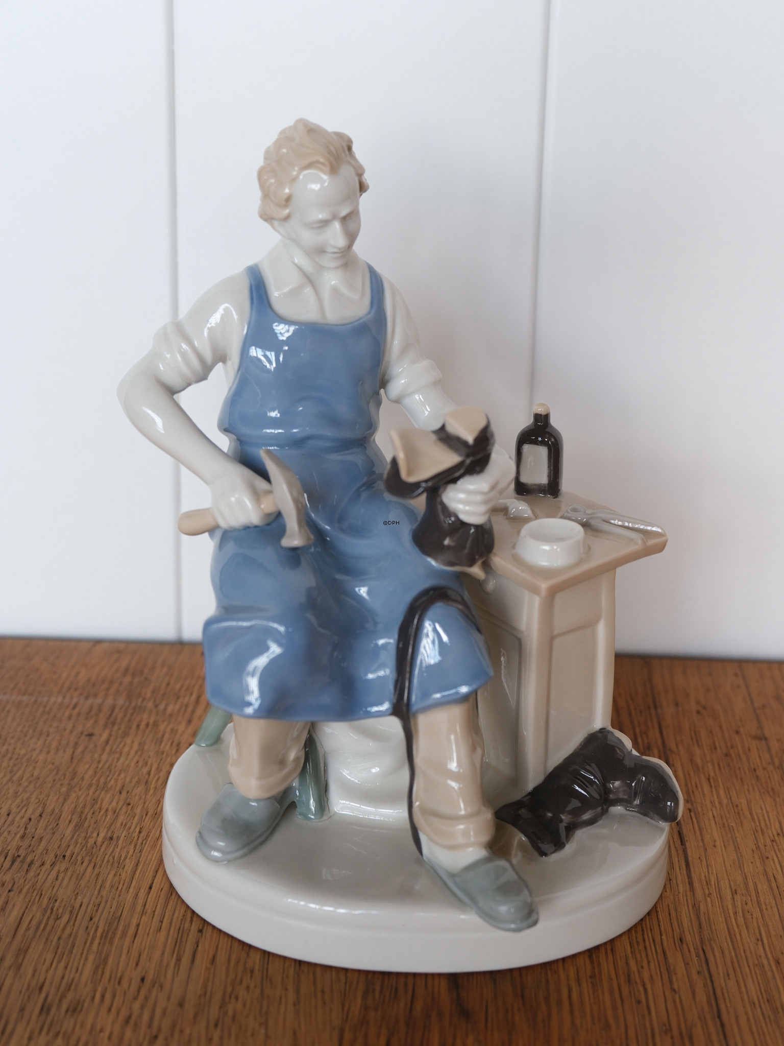 Figur af skomager, GDR nr. 9852