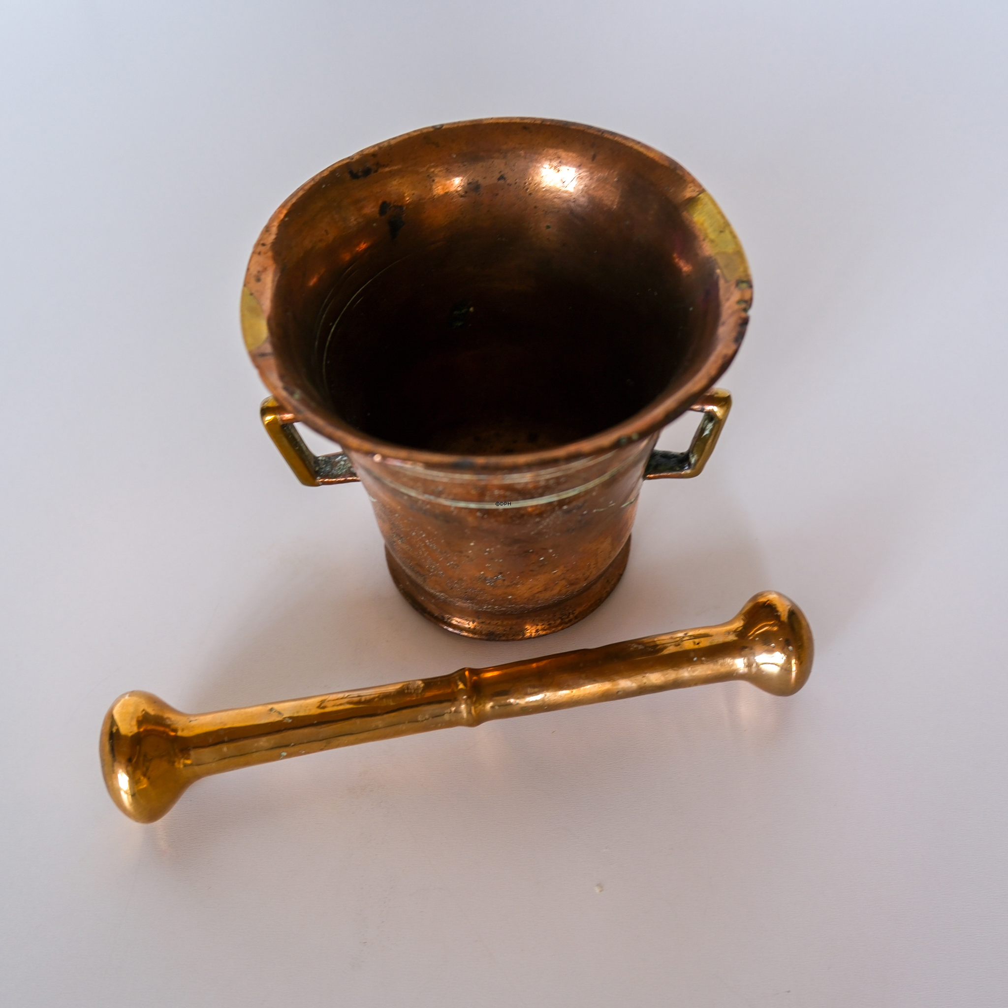 Antik messing morter med støder/pestle Højde 11 cm Ø12,5cm