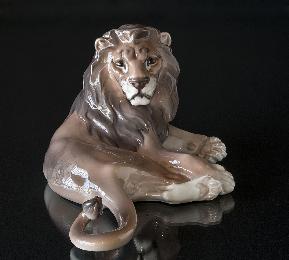 Løve, liggende, Dahl Jensen  figur nr. 1022