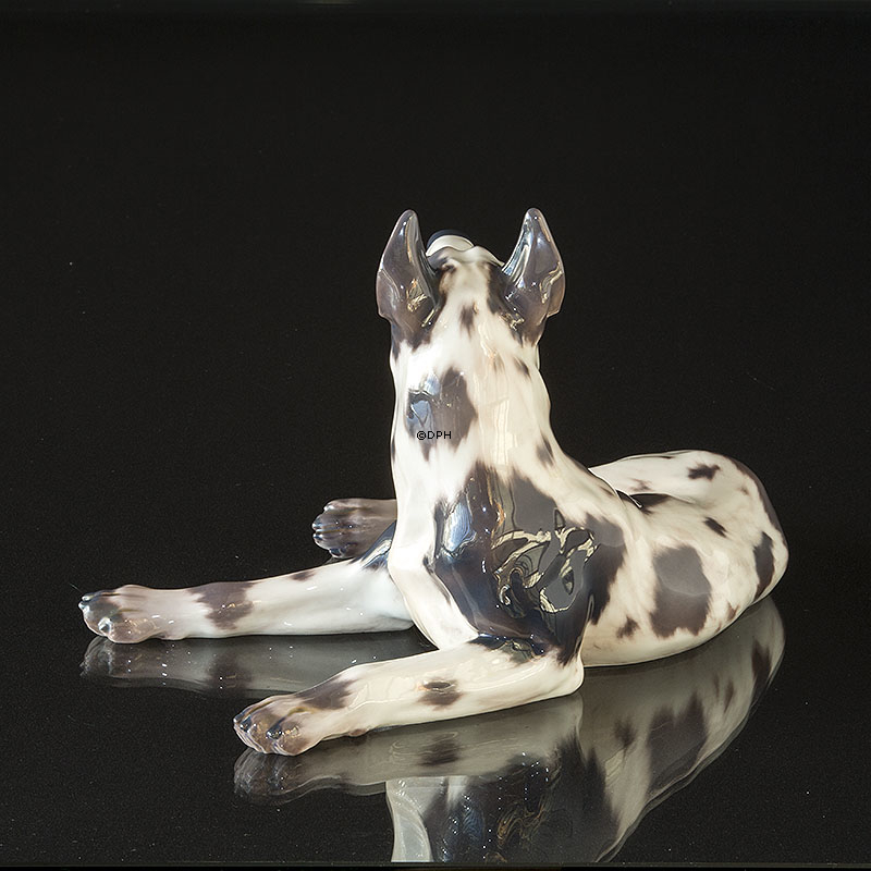 Dahl Jensen Hunde figur, liggende Grand Danois, nr. 1112
