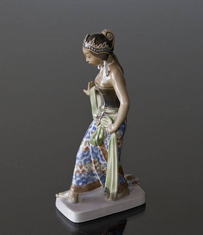 Javanesisk kvinde figur, dansende, Dahl Jensen nr. 1114