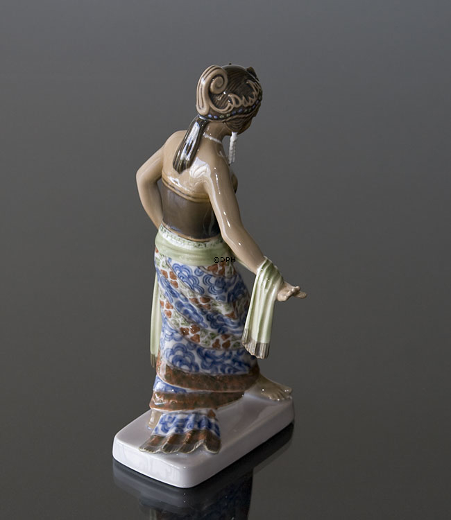 Javanesisk kvinde figur, dansende, Dahl Jensen nr. 1114