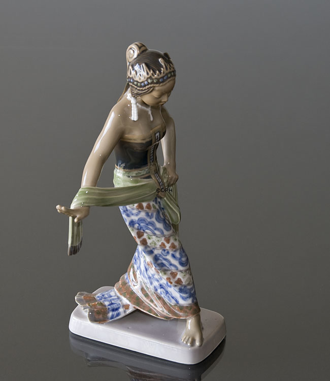 Javanesisk kvinde figur, dansende, Dahl Jensen nr. 1114