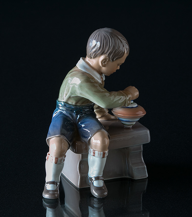 Dreng med snurretop, Dahl Jensen figur nr. 1205