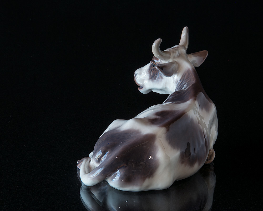 Ko, liggende, nr. 1234 Dahl Jensen