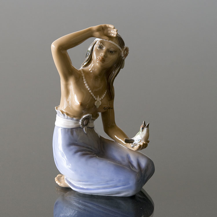 Pige fra Hawaii, siddende med fugl, Dahl Jensen figur