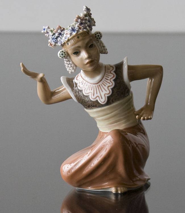 Dahl Jensen Orientalsk figur Monuia 15,5 cm nr. 1323