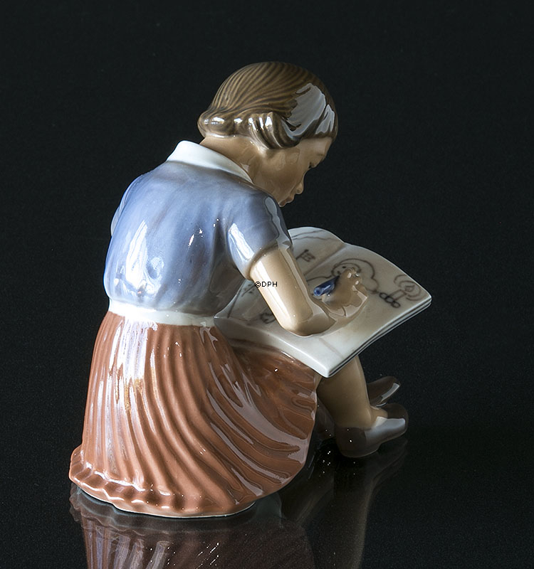 Dahl Jensen figur pige som maler i bog nr. 1332