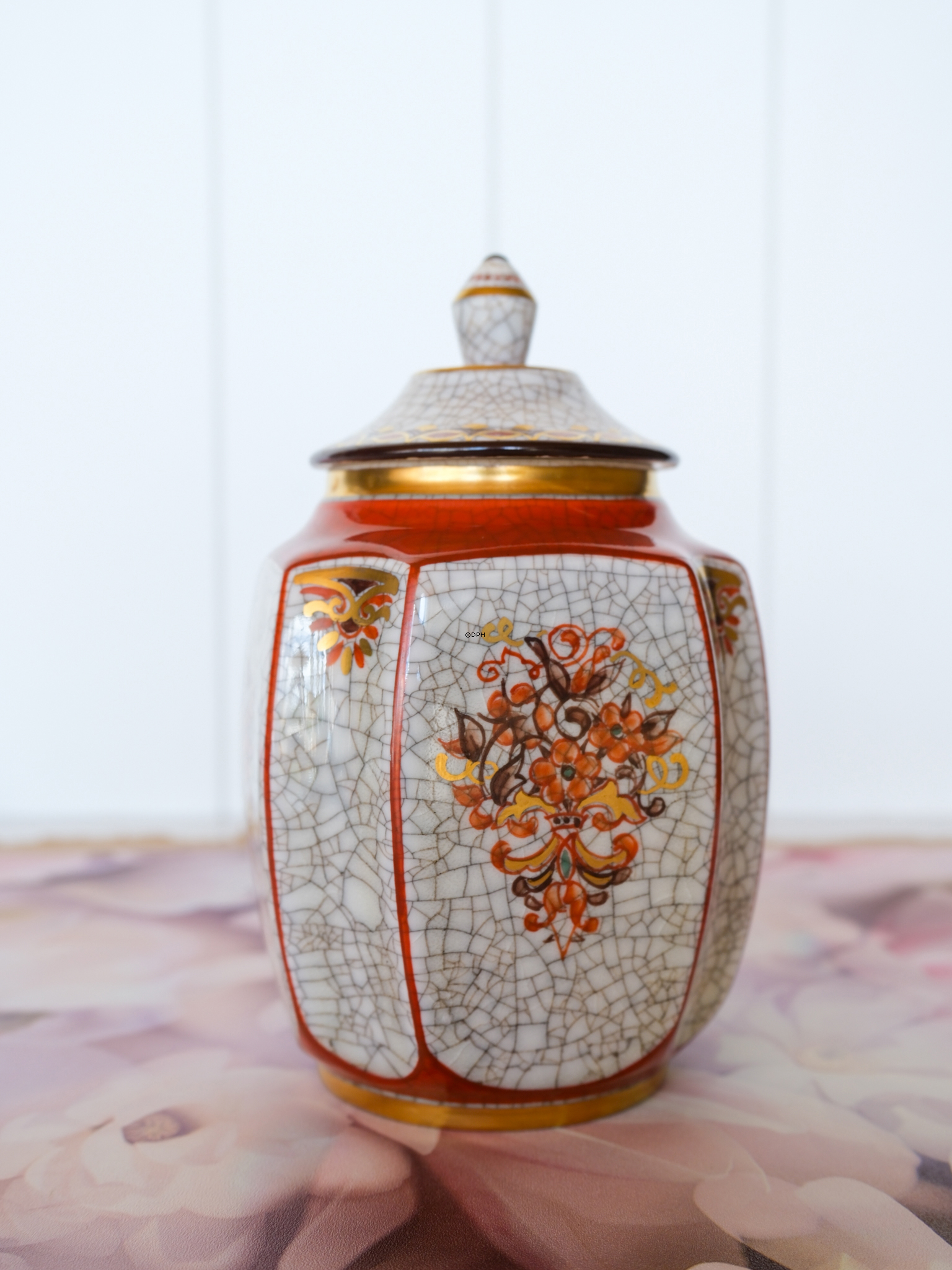 Dahl Jensen Krukke med låg, krakeleret med orange kant og blomster nr. 196-600-k