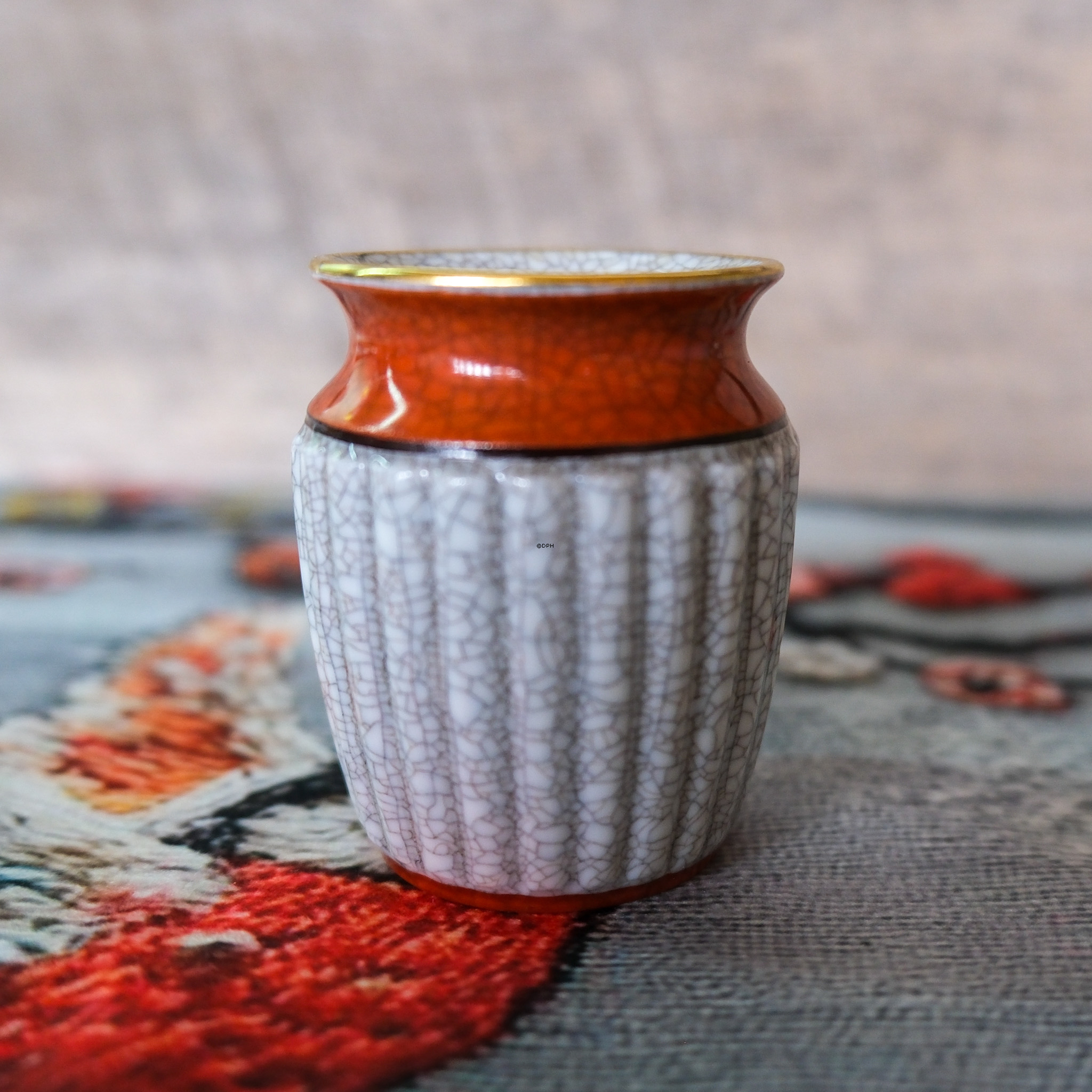 Dahl Jensen Vase, orange krakeleret (Craquelé) nr. 234-684