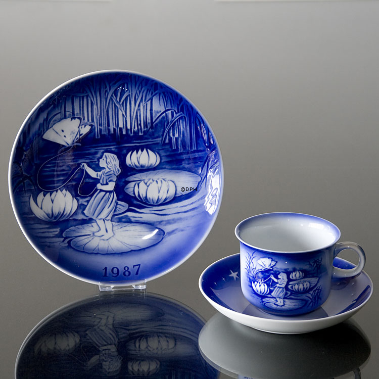 1987 Desiree H. C. Andersen julekop med underkop