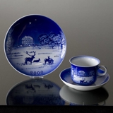 2000 Desiree Svend Jensen Hans Christian Andersen Christmas cup with saucer