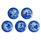 1978-1982 Old Copenhagen Blue Plates 5 pcs, Desiree Mother's Day plates. Designed by Mads Stage
