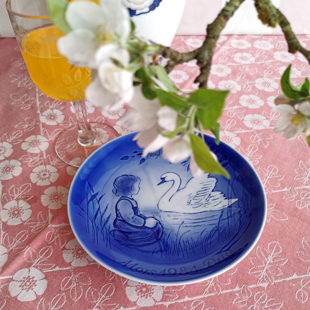 Hvem 
er du? - 1984 Desiree Mors dag platte