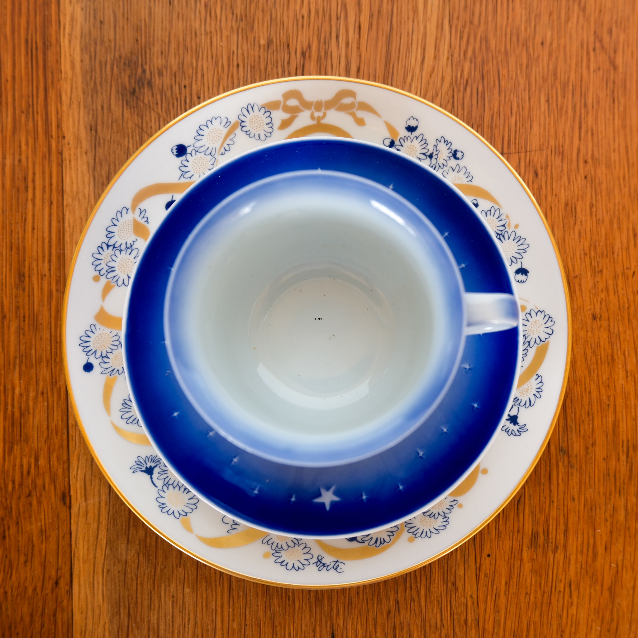 H. C. Andersen platte - Fyrtøjet, Lise Porcelæn