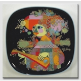 Triangular plate, Man, Musician