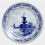 Plate with Landscape with windmill no. 2036, Delft