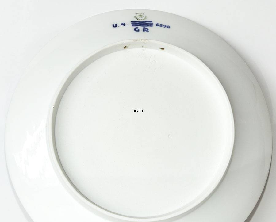 Platte med havmåge på sten, Royal Copenhagen UNICA Signeret: U.4. GR. 8890 (1889-1922)