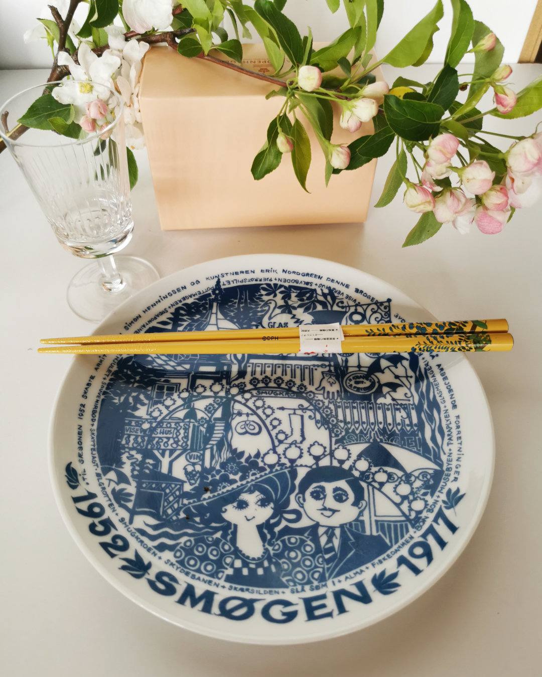 Tivoliplatte med motiv af "Smøgen"