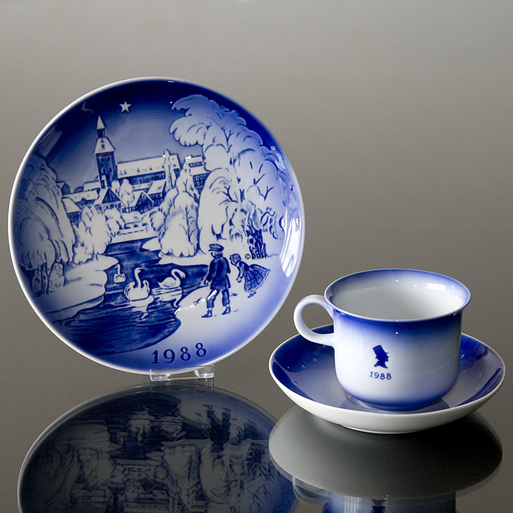 Klokkedybet - 1988 Desiree H. C. Andersen Juleplatte, kagetallerken
