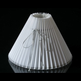 Hvid plissé lampeskærm med SØLV-tråd, passer til Asmussen dråbe lampe med 4 dråber, sidelængde 21cm