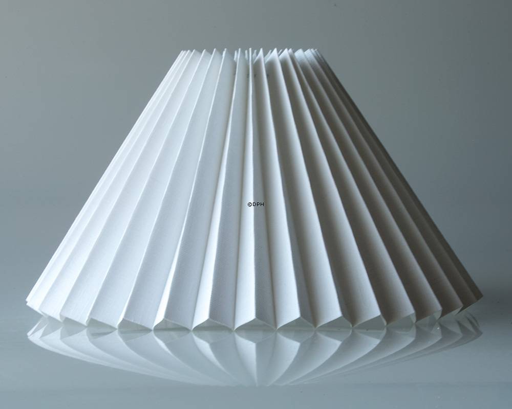 Plisséskærm i hvid hørstof sidelængde 21cm til læselampe - Til E27 fatning med reces