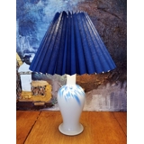 Pleated lamp shade of blue chintz fabric, sidelength 21cm