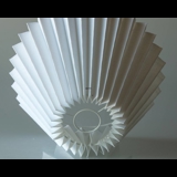 Pleated lamp shade of white flax fabric sidelength 21cm to reading lamp - For E27 socket with rings Ø40mm