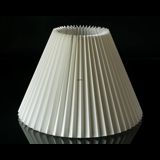 Pleated lamp shade of off white flax fabric 21cm to reading lamp Ø34mm