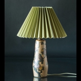 Pleated lamp shade of looden green chintz fabric, sidelength 23cm