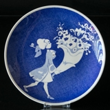 Gustavsberg Annual Plate with Silhuet by Einar Nerman 1988