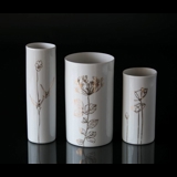 3 vases in porcelain with white/gold dekoration