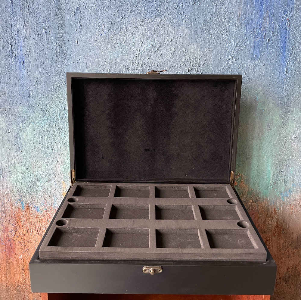 Sort Opbevaringsæske til 36 stk. Georg Jensen ornamenter mv