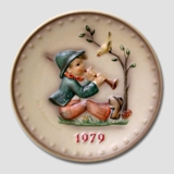 Hummel Annual plate 1979 with boy playing flute for a bird