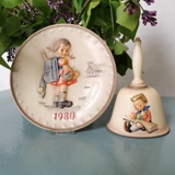 Hummel Annual Plate 1980 Girl with school bag on her way to school