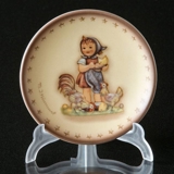 Hummel Annual plaquette 1987 Feeding Time, Miniature Plate