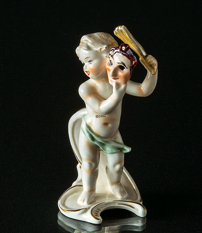 Goebel Hummel månedsfigur Februar dreng med maske