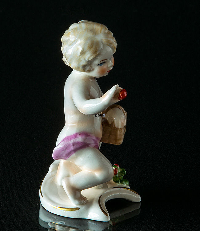 Goebel Hummel månedsfigur juli pige med kurv og bær