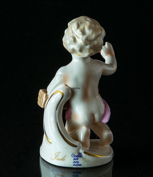 Goebel Hummel månedsfigur juli pige med kurv og bær