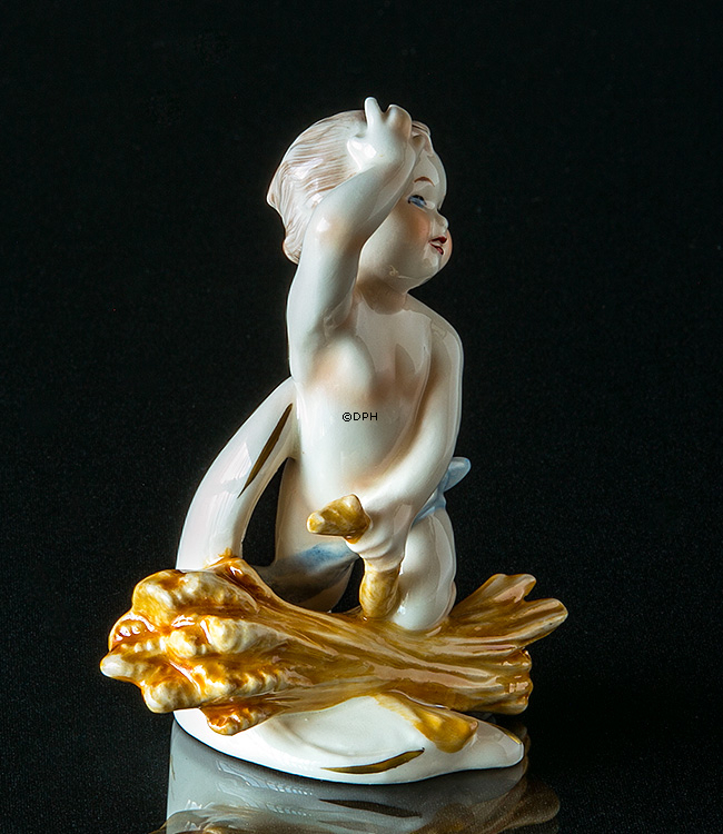 Goebel Hummel månedsfigur august dreng med kornneg