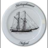 1983 Holmegaard Ship Plate, The Fore-and-aft Schooner Isefjord