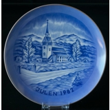 1982 Christmas plate