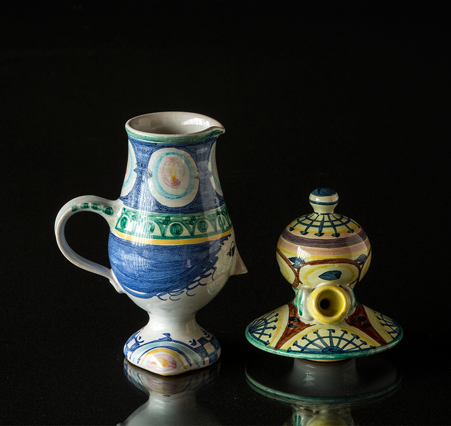 Wiinblad Kande med Hat, hånddekoreret, blå/hvid eller multi colour (Med fejl uden hat)