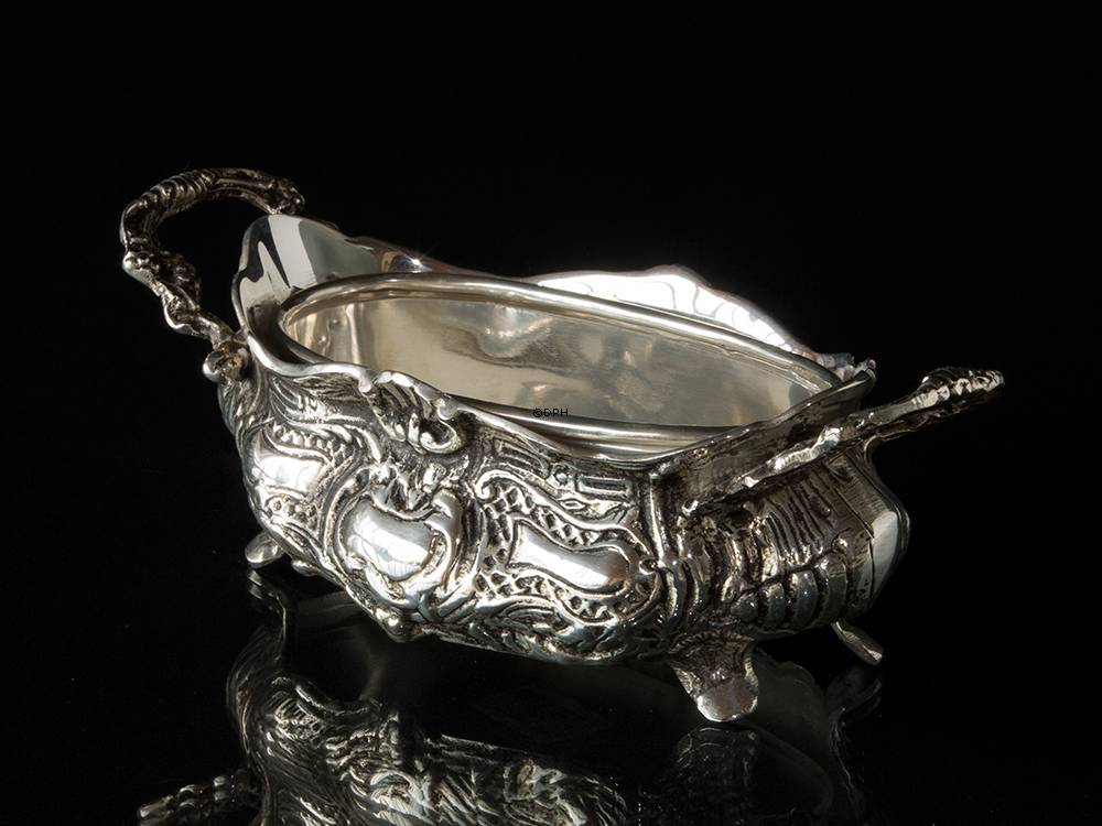 Potteskjuler, lille aflang i Rokokostil