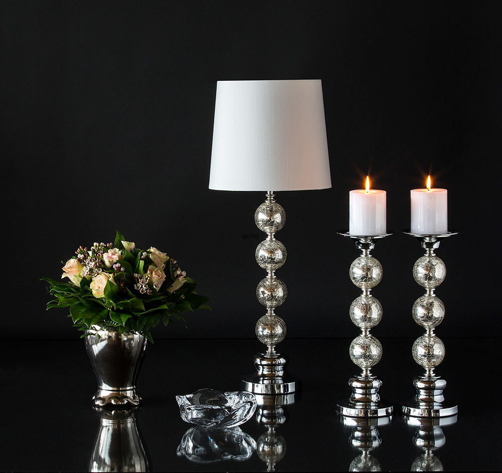Bordlampe med kugler i krakkeleret glass og skærm